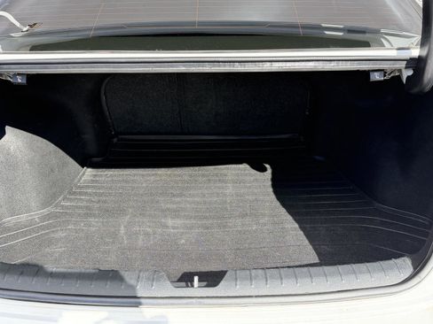 Used 2017 Kia Optima LX w/ Value Package image 12