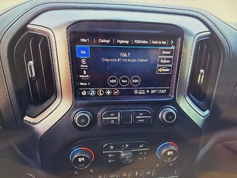 Certified 2021 Chevrolet Silverado 1500 LT w/ All Star Edition Plus image 12