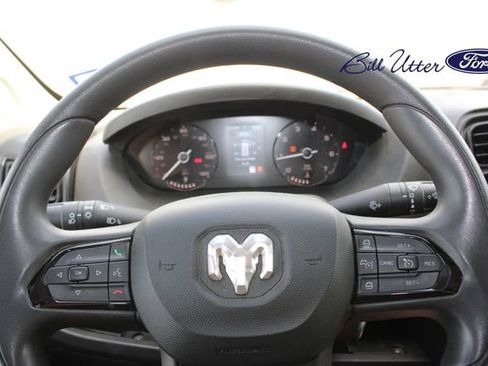 Used 2024 RAM ProMaster 2500 w/ Convenience Group FWD image 10