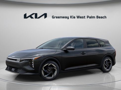 New 2026 Kia K4 GT-Line Turbo FWD image 4