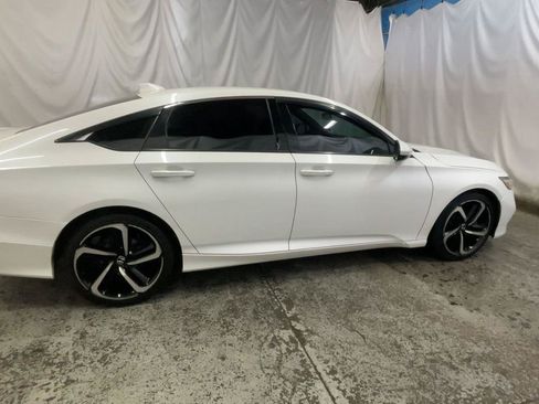 Used 2020 Honda Accord Sport image 6