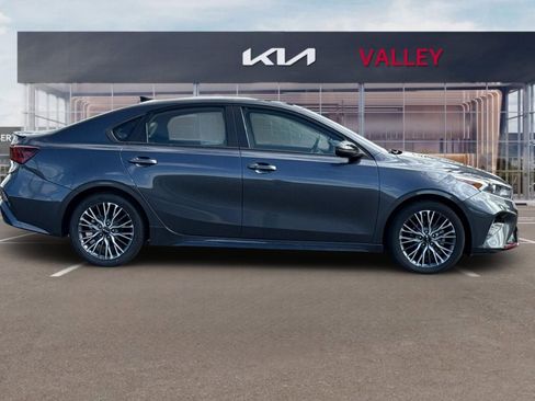 Certified 2023 Kia Forte GT-Line image 3