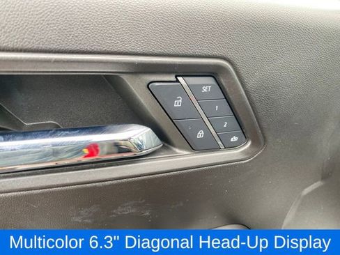 Certified 2024 GMC Canyon AT4 w/ AT4 Premium Package image 18