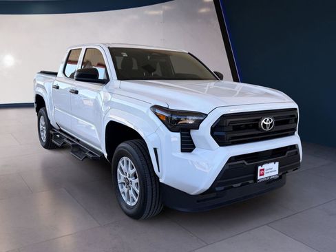 Certified 2025 Toyota Tacoma SR image 7