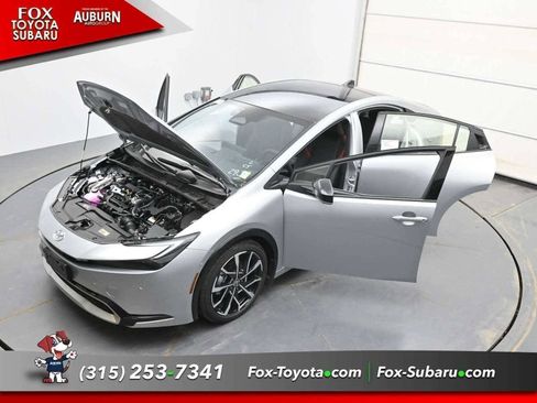 New 2026 Toyota Prius Plug-In Hybrid FWD image 39