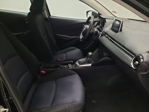 Used 2017 Toyota Yaris iA image 21