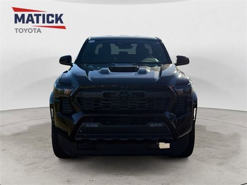 New 2025 Toyota Tacoma TRD Sport image 2