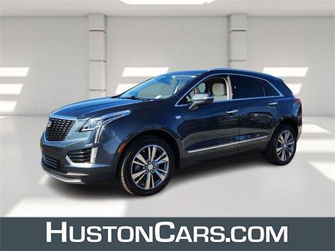 Used 2020 Cadillac XT5 Premium Luxury image 1