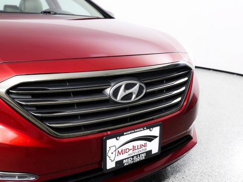 Used 2015 Hyundai Sonata Limited FWD image 4