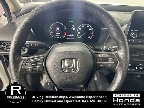 Used 2024 Honda HR-V LX image 11