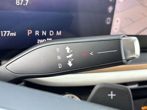 New 2026 Buick Envision Avenir image 16