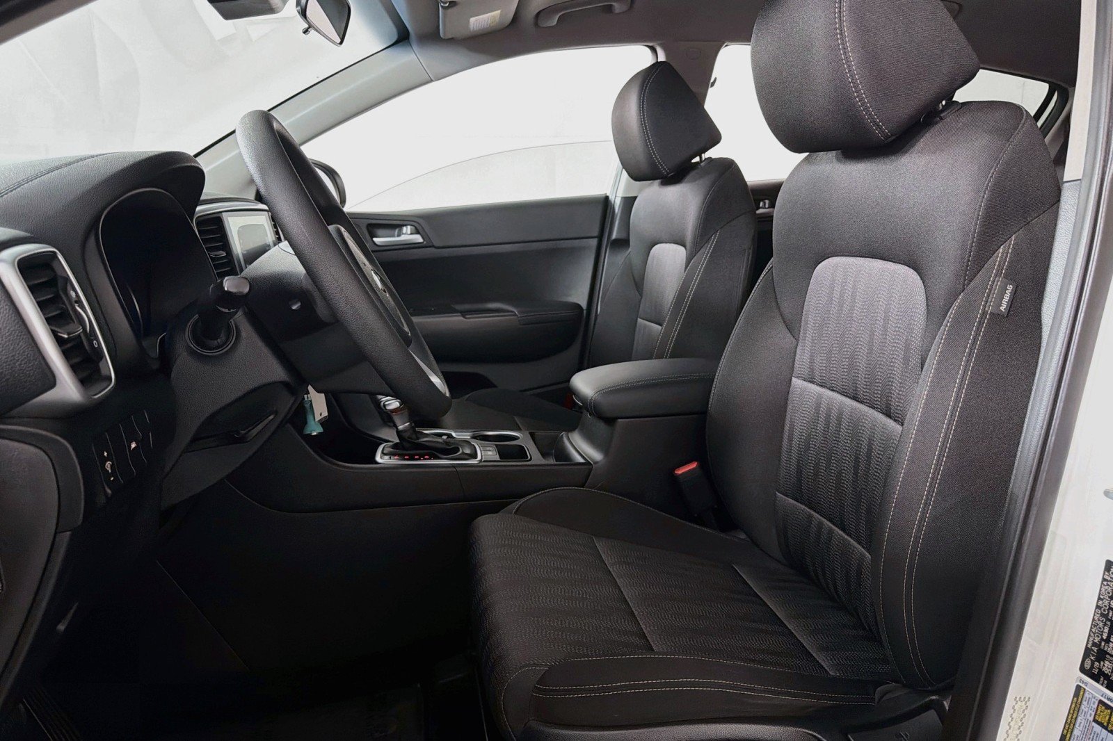 Used 2020 Kia Sportage LX FWD image 19