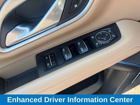 Used 2023 Chevrolet Suburban Premier w/ Advanced Technology Package AWD/4WD image 11