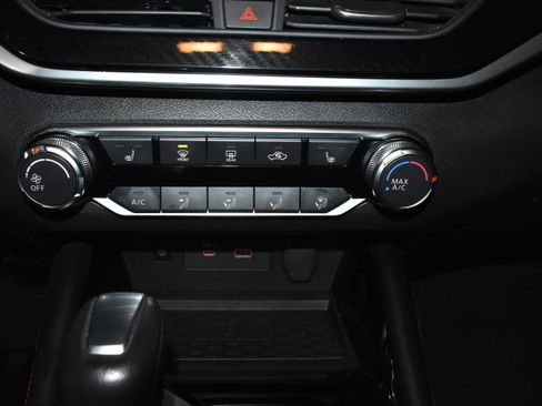 Used 2023 Nissan Altima 2.5 SR w/ SR Premium Package image 20