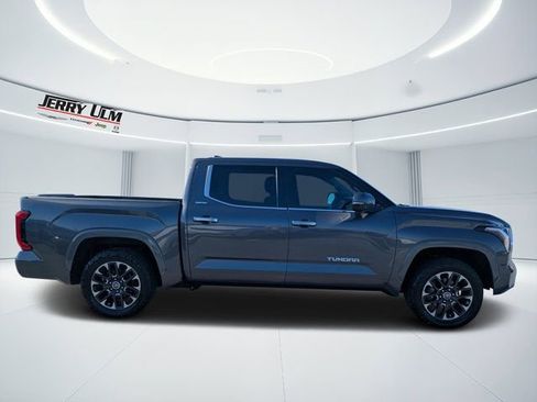 Used 2023 Toyota Tundra Limited image 2