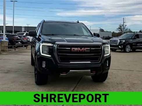 Used 2022 GMC Yukon XL AT4 image 3