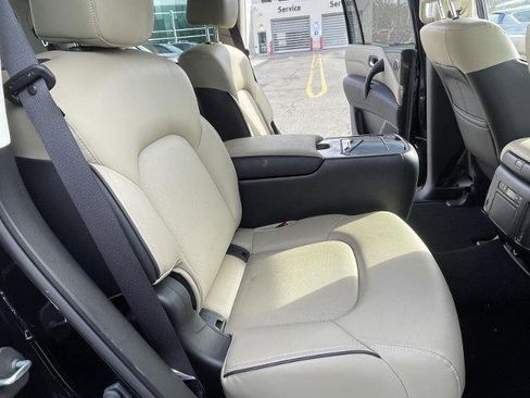 Certified 2023 INFINITI QX80 Premium Select w/ All-Season Package image 7