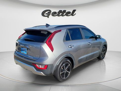 Used 2023 Kia Niro EX FWD image 5
