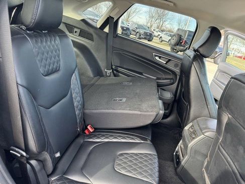 Used 2024 Ford Edge Titanium image 32