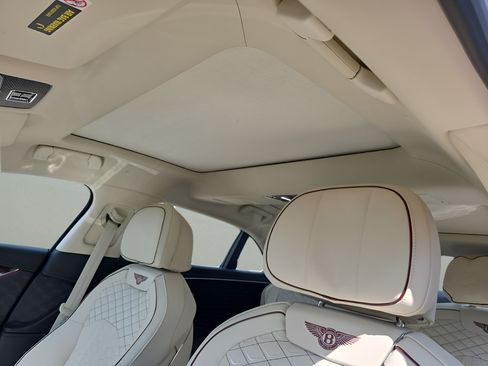 New 2025 Bentley Flying Spur Plug-In Hybrid AWD/4WD image 21