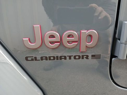 New 2026 Jeep Gladiator Rubicon image 10