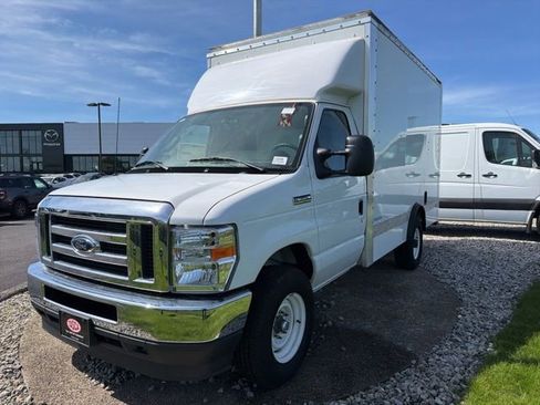 New 2025 Ford E-350 and Econoline 350 Super Duty w/ Power Equipment Group RWD image 2