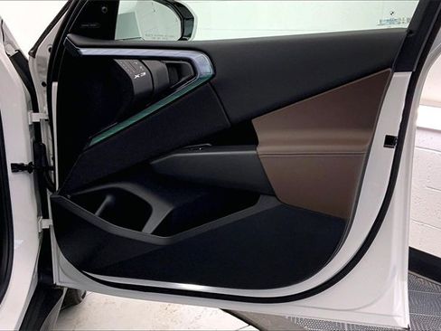 Used 2025 BMW X3 xDrive30i w/ Premium Package image 24