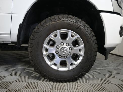 Used 2024 RAM 2500 Laramie AWD/4WD image 12