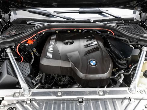Used 2025 BMW X3 xDrive30i w/ Convenience Package image 9