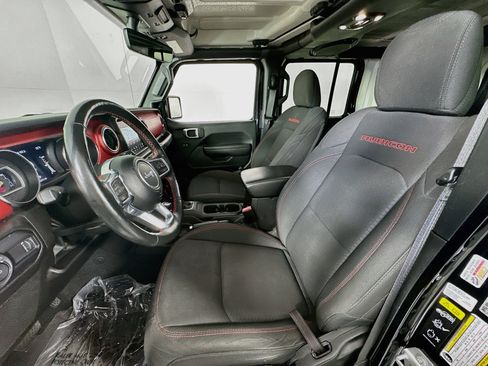 Used 2023 Jeep Wrangler Unlimited Rubicon w/ Cold Weather Group AWD/4WD image 21
