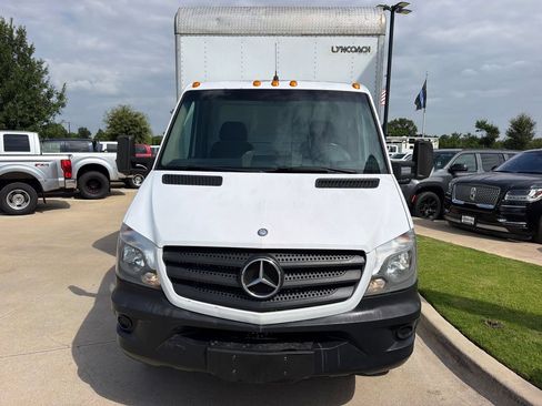 Used 2015 Mercedes-Benz Sprinter 3500 image 12