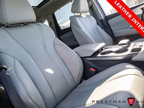 Used 2023 Acura MDX SH-AWD w/ Technology Package image 4