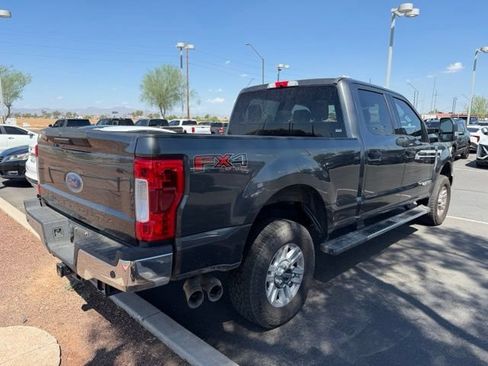 Used 2019 Ford F250 XLT w/ XLT Value Package AWD/4WD image 4