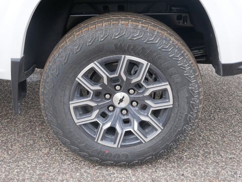 New 2026 Chevrolet Colorado Z71 w/ Technology Package image 3