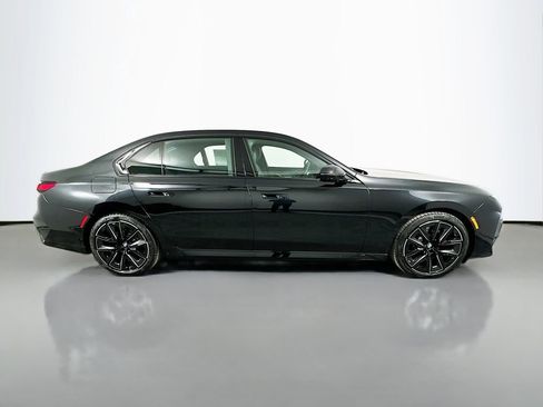 New 2026 BMW 760i xDrive w/ Executive Package AWD/4WD image 4