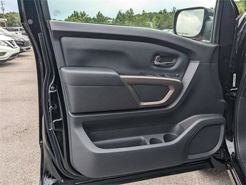 New 2024 Nissan Titan SV w/ SV Bronze Edition Package image 9