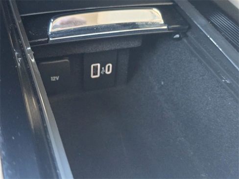 Used 2022 Lincoln Corsair FWD w/ Equipment Group 101A image 22