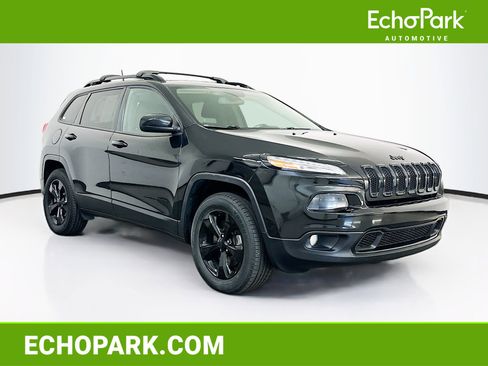 Used 2016 Jeep Cherokee Latitude AWD/4WD image 1