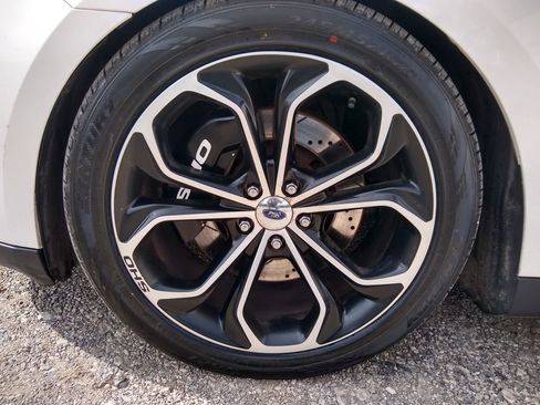 Used 2013 Ford Taurus SHO image 29