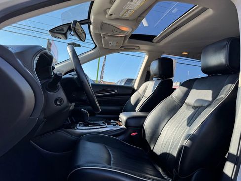 Used 2017 INFINITI QX60 Luxe w/ Deluxe Technology Package image 12