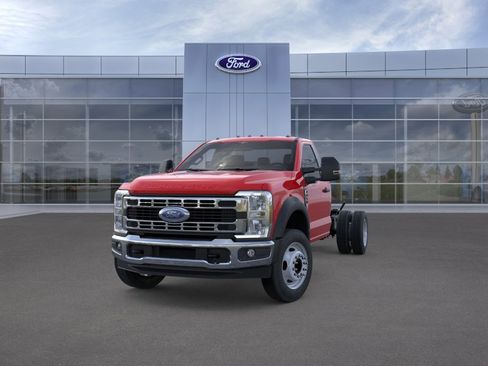 New 2026 Ford F450 XLT image 2