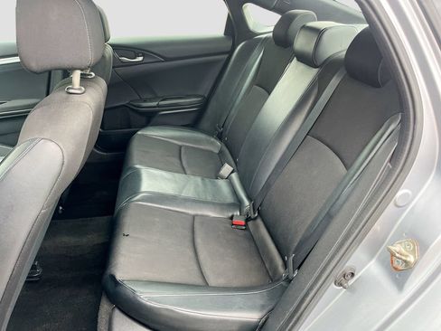 Used 2019 Honda Civic Sport image 22