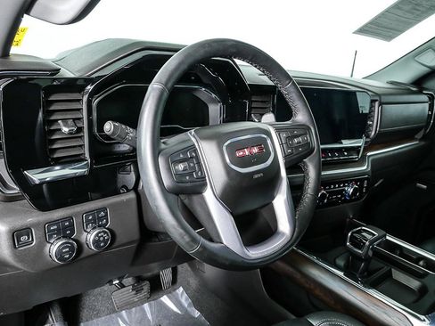 Used 2024 GMC Sierra 1500 SLT w/ SLT Premium Plus Package image 4