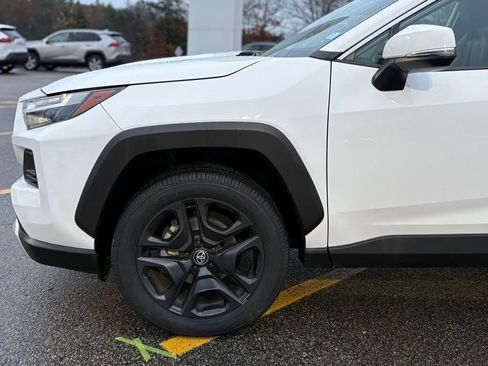 Used 2022 Toyota RAV4 Adventure image 3
