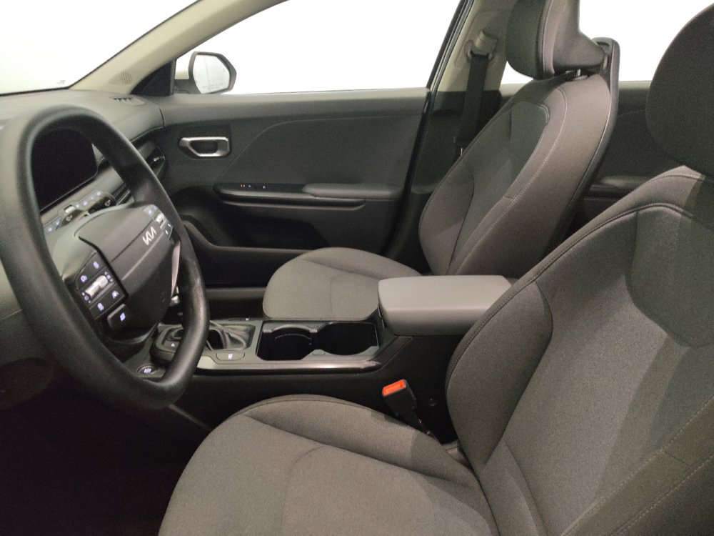Used 2025 Kia K4 FWD image 17
