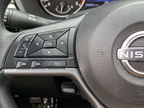 Used 2025 Nissan Altima 2.5 SV FWD image 20