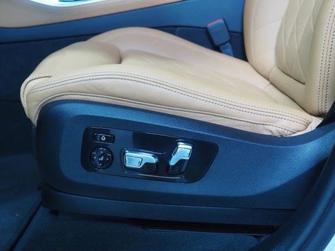 Used 2026 BMW X5 xDrive40i AWD/4WD image 78