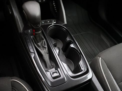 Used 2022 Chevrolet TrailBlazer LT w/ Driver Confidence Package image 38