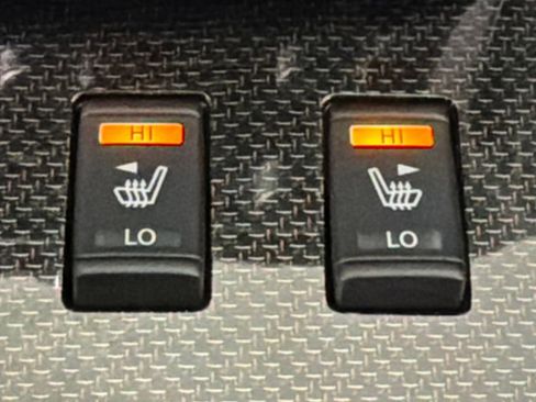 Used 2016 Lexus IS 200t w/ F Sport Package RWD image 32
