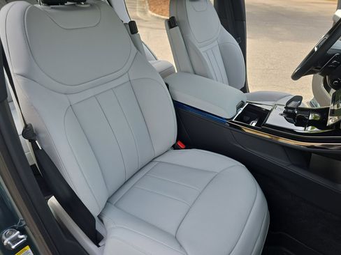 New 2026 Land Rover Range Rover Sport SE AWD/4WD image 10